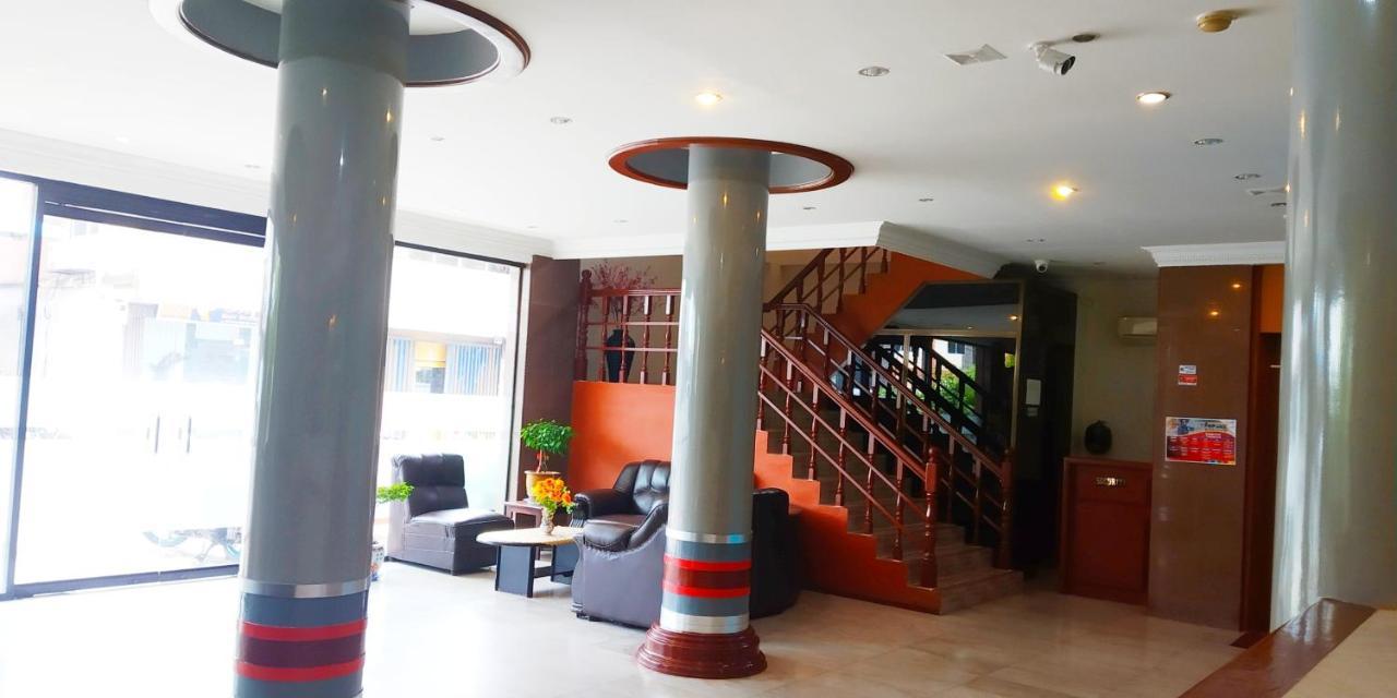 Paradise Hotel Tanjung Pinang Exterior foto